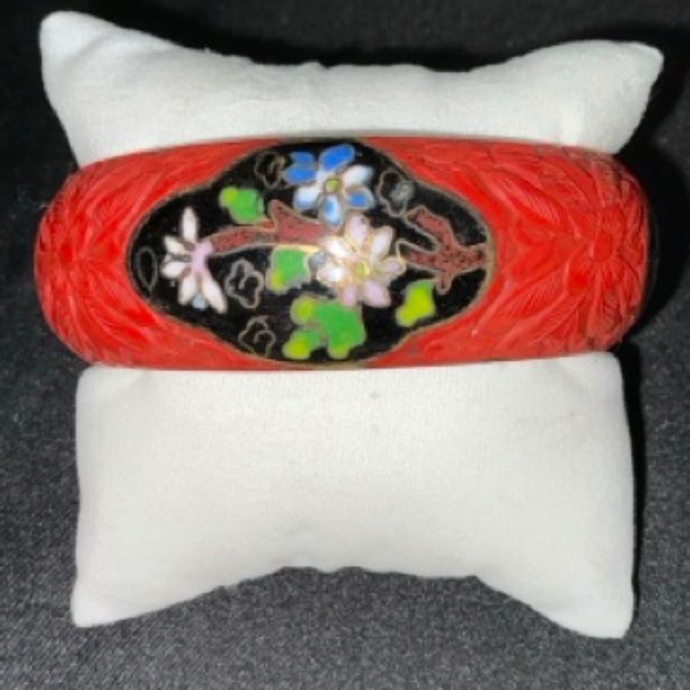 Vintage Cinnabar Cloisonne Floral Bangle Bracelet Size 8 Never Owned - Picture 6 of 6